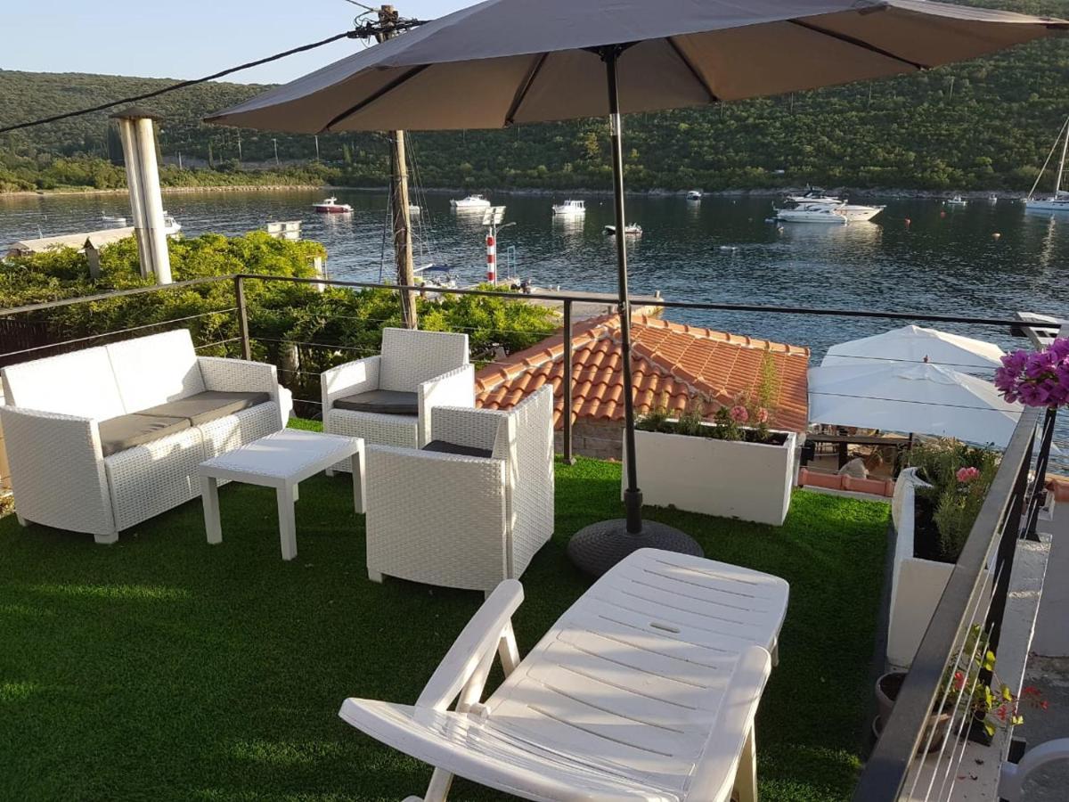 Waterfront Townhouse Sunset View With Garage Appartement Bigovo Buitenkant foto